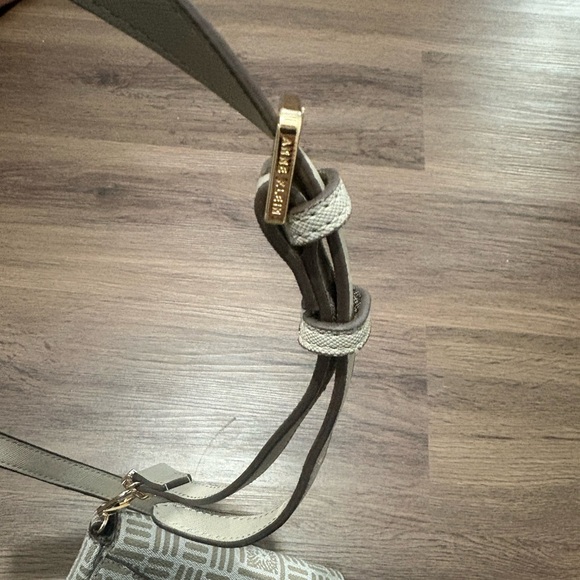 Anne Klein small bag-New - Picture 8 of 8